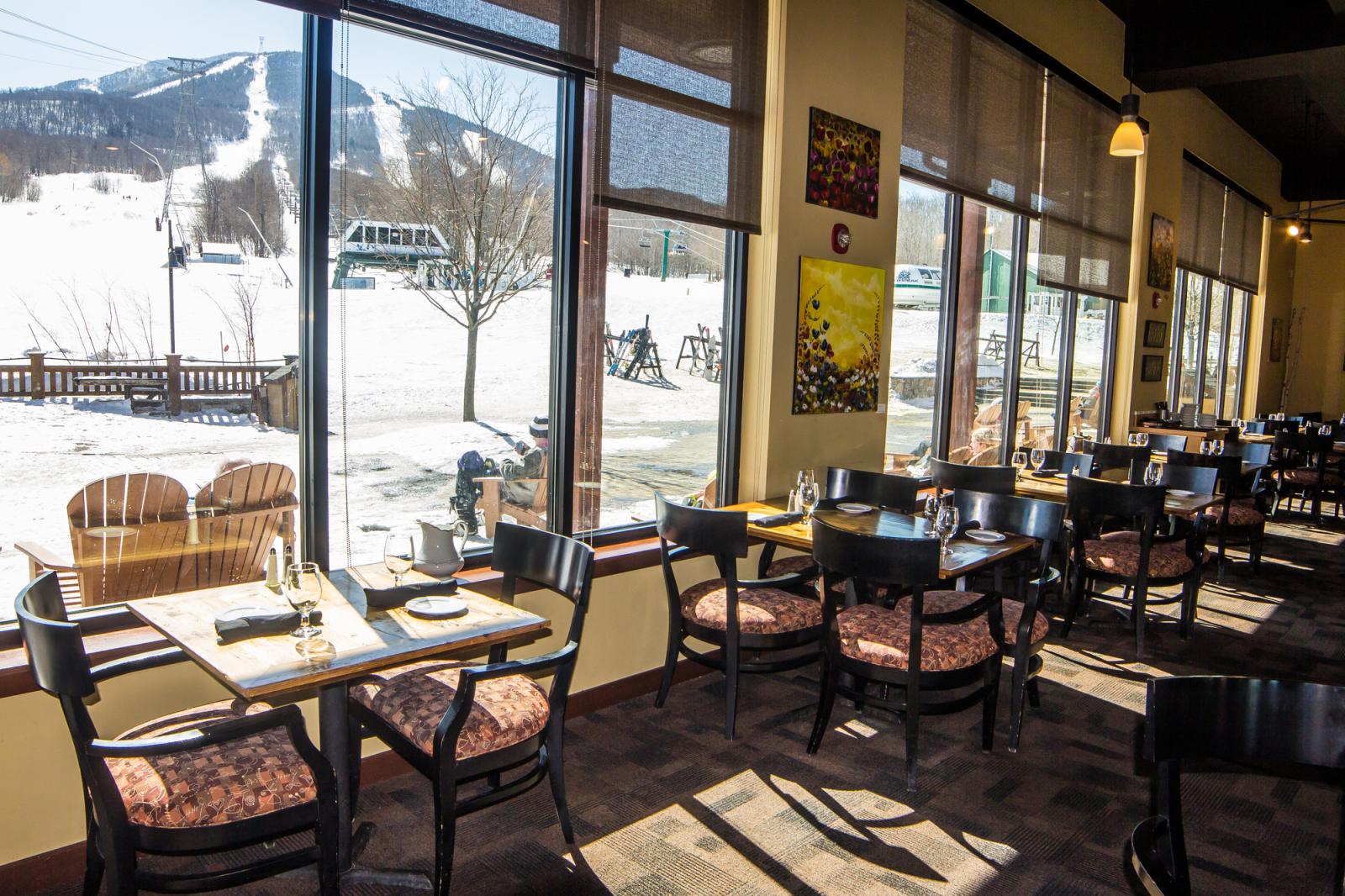 Winter Alice's Table