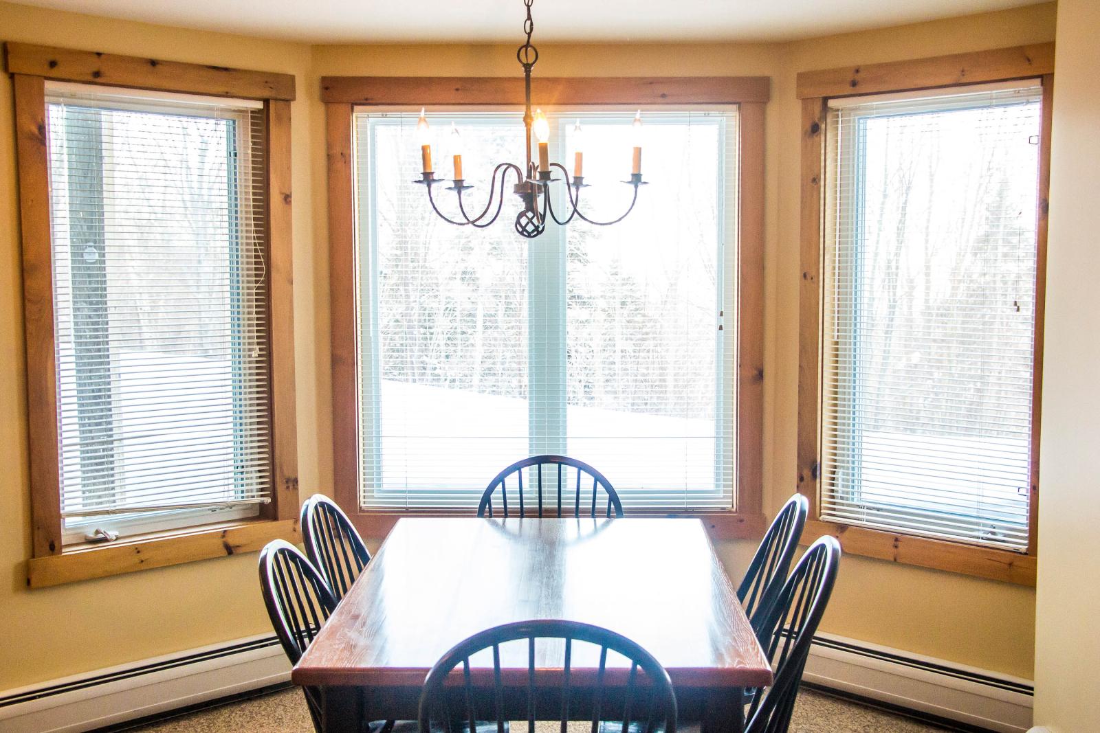 Village Condo 447 Dining