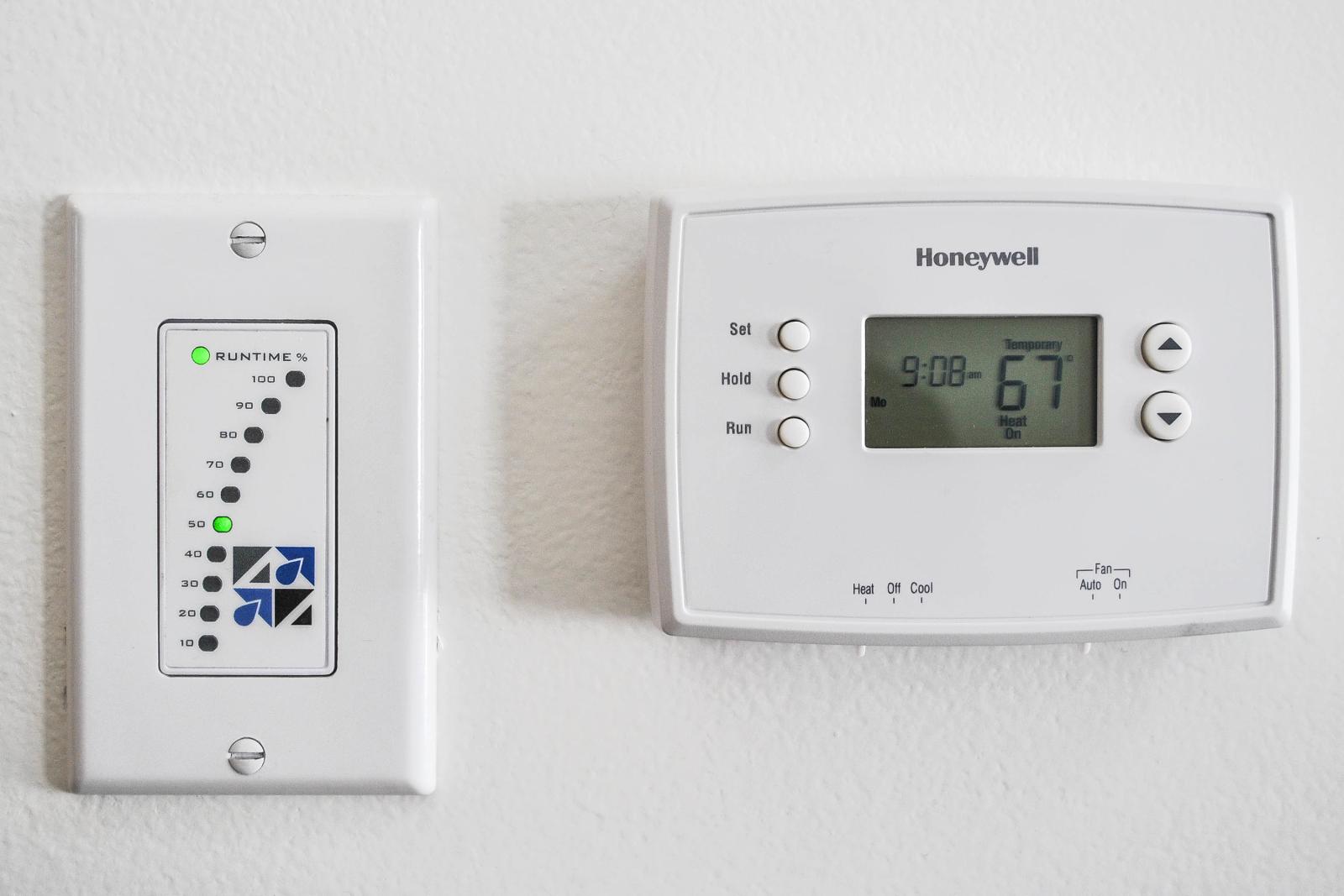 Village Condo 110 Thermostat