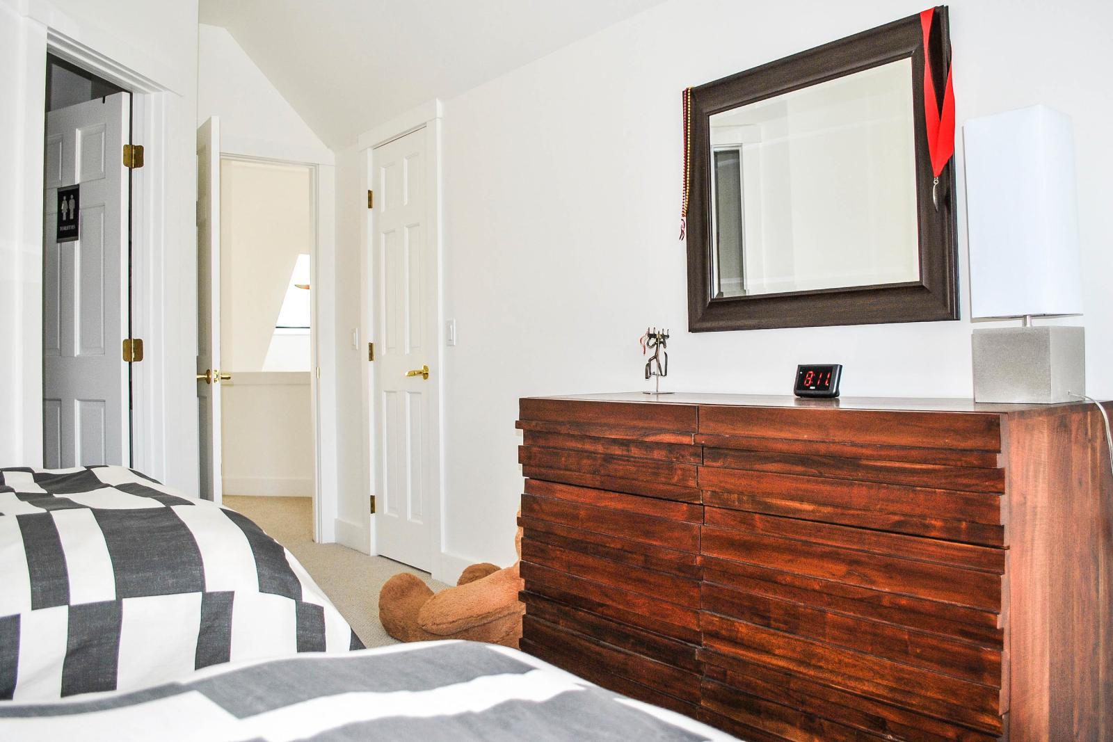 Village Condo 110 Twin Bedroom