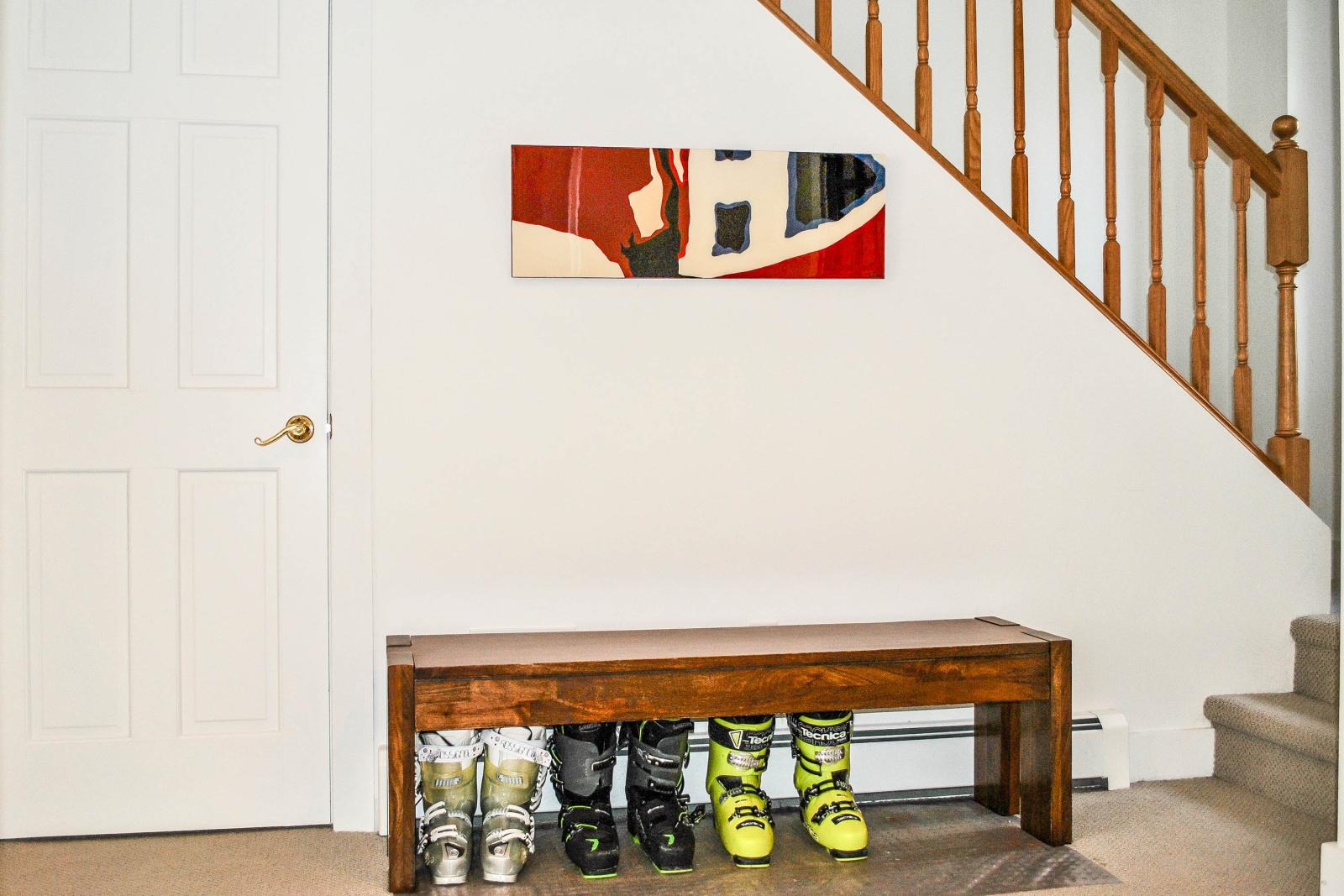 Village Condo 110 Entryway