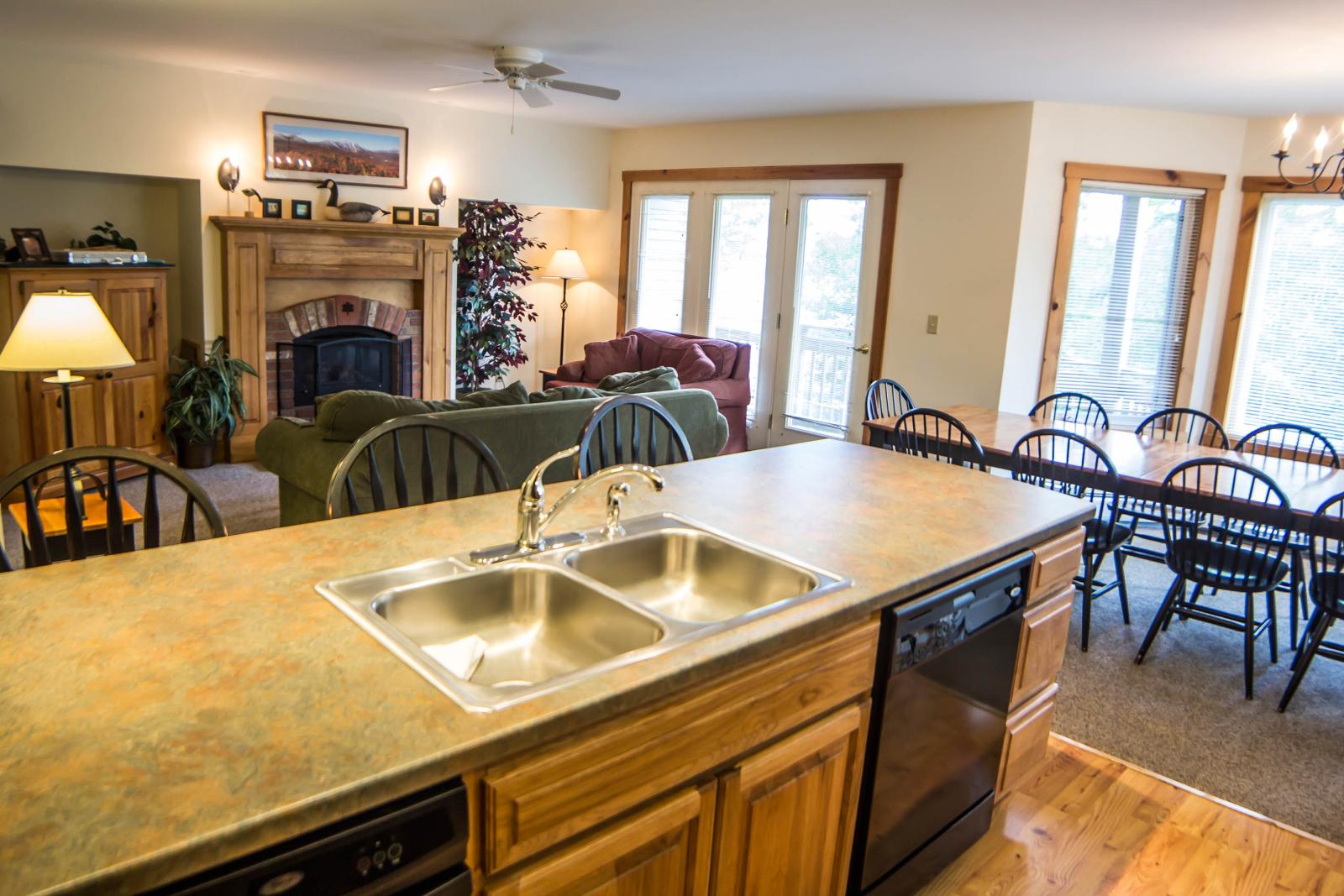 Village Townhome 457 Kitchen