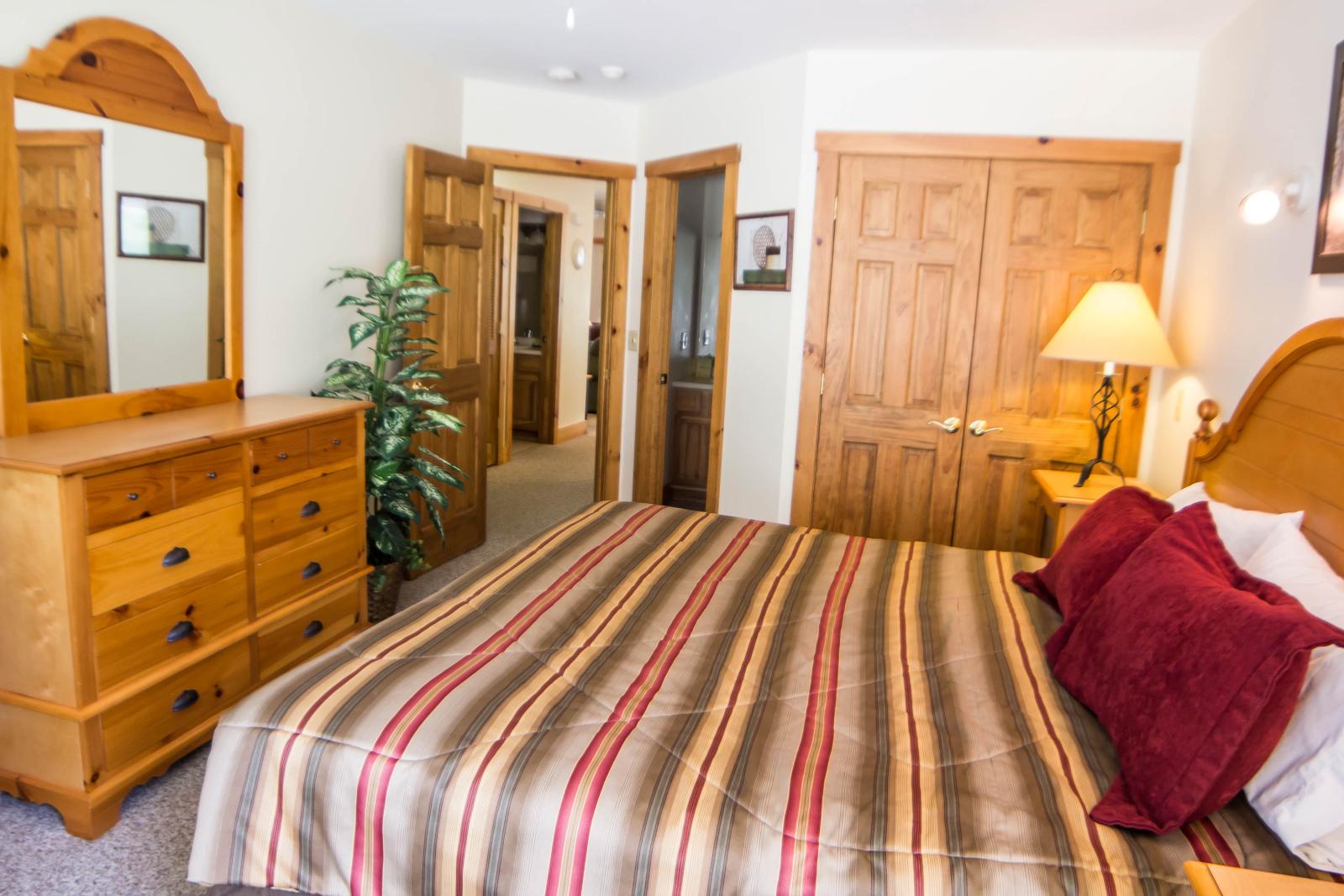 Village Townhome 457 Bedroom