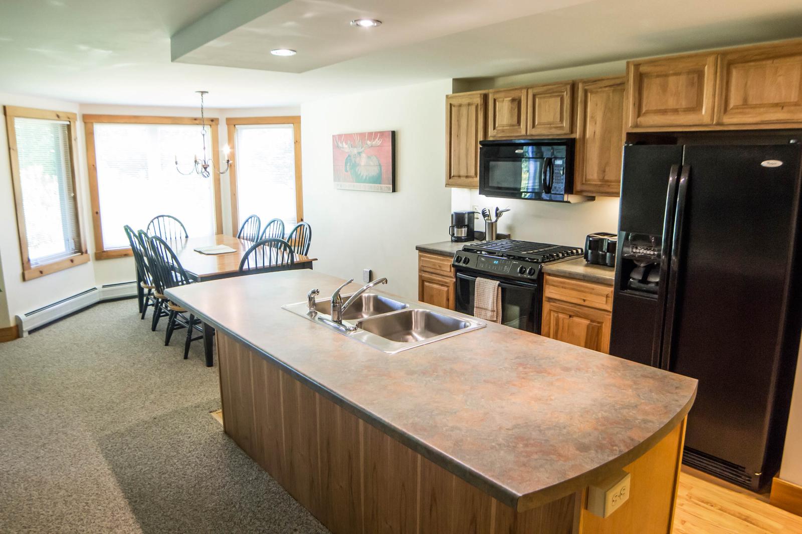 Village Townhome 457 Kitchen and Dining