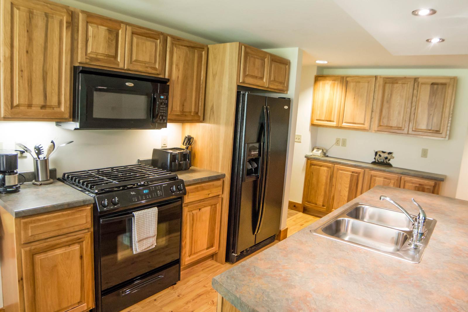 Village Townhome 457 Kitchen