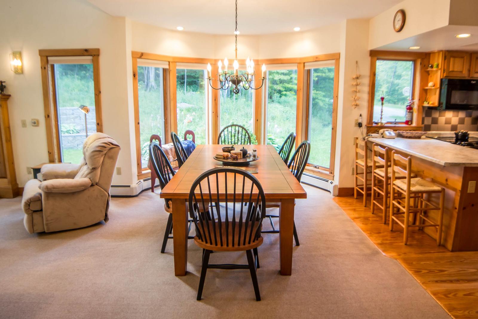 Village Townhome 109 Dining