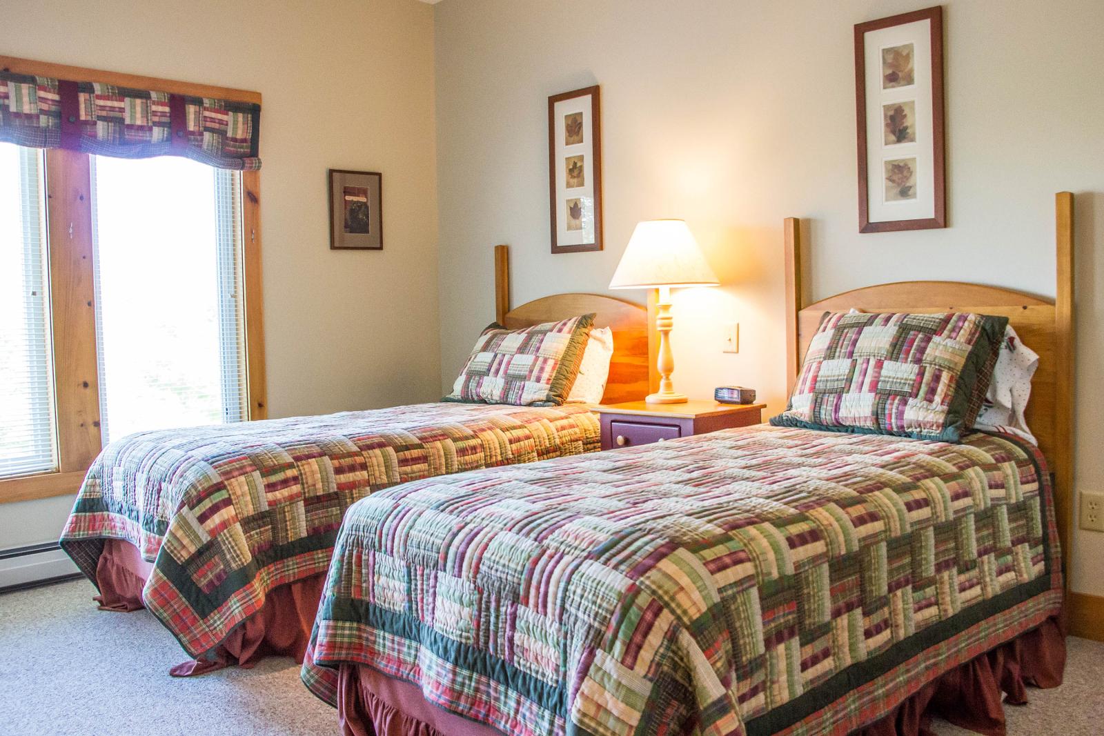 Village Townhome 138 Twin Bedroom