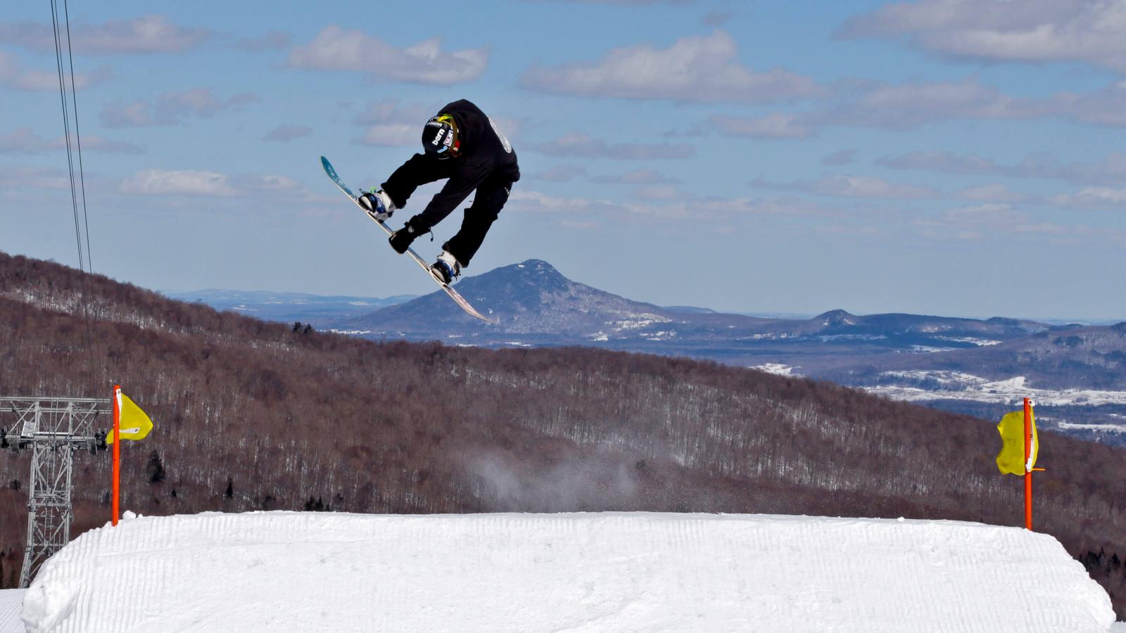 Holding the grab all the way into Canada.