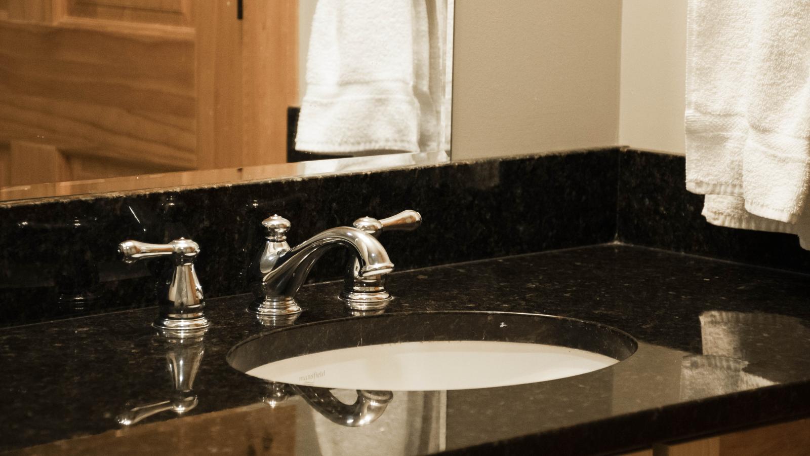 Journeys End Interior - Bathroom Sink