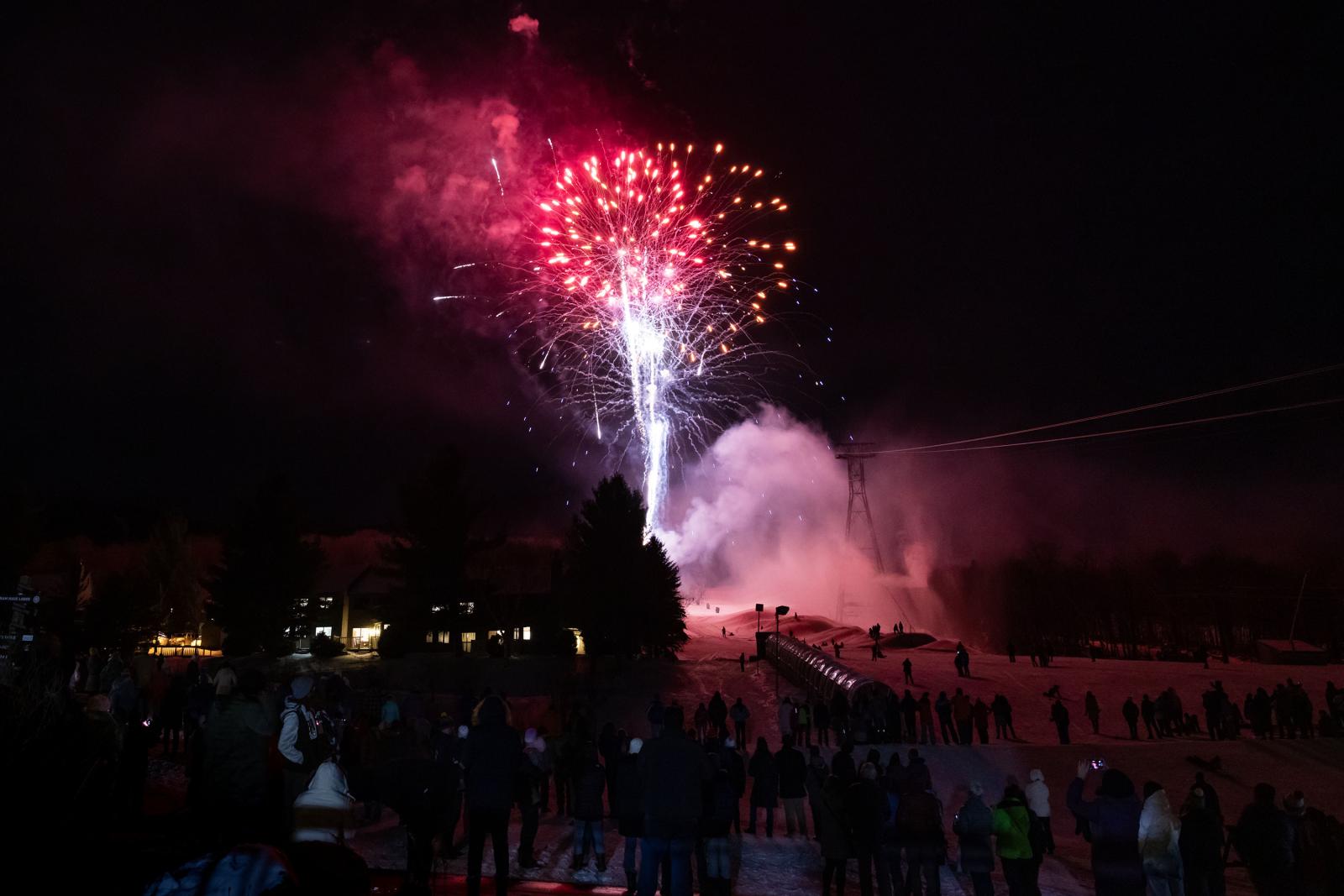 Wintershine Event Fireworks 23+24 Winter Season