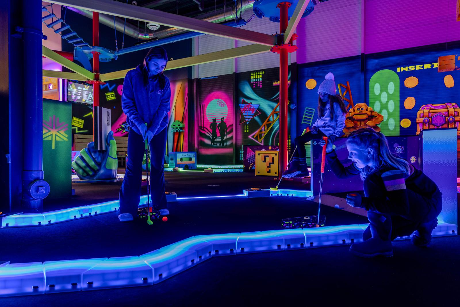 Indoor Minigolf Course 