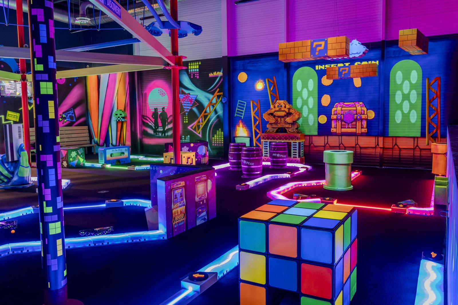 Indoor Minigolf Course 