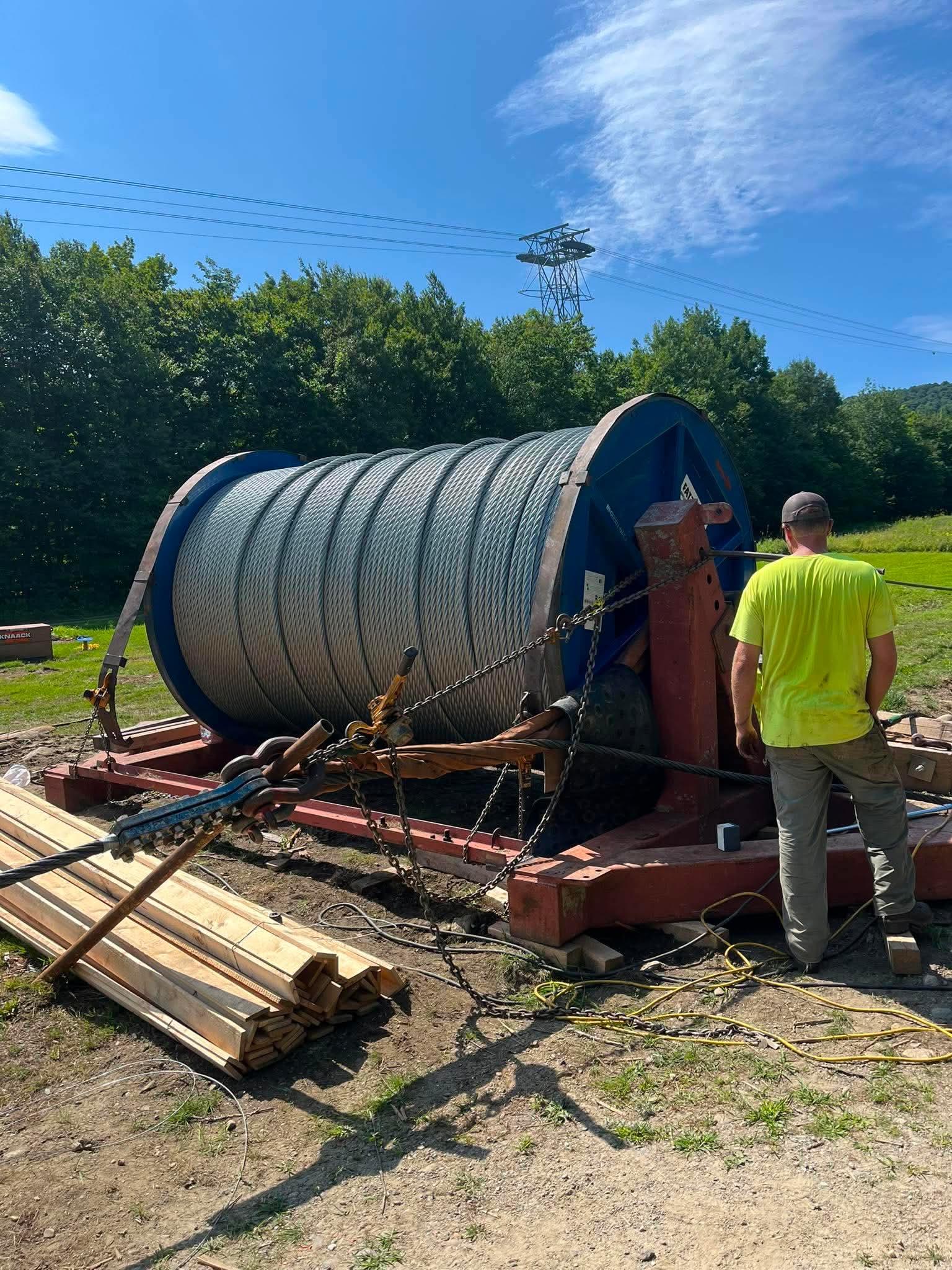 Haul rope replacement on the Flyer.