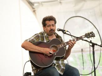 August Fest Guitarist