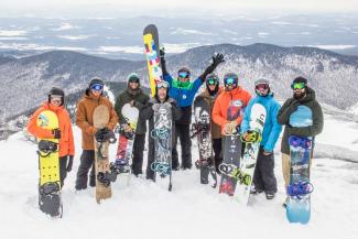 Group snowboarders