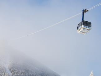 Tram_Floating