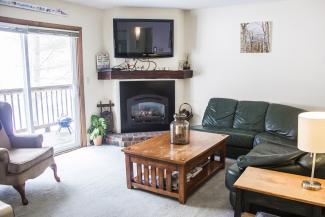 Slopeside Condominium 3004