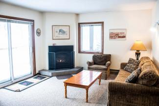 Slopeside Condominium 1007