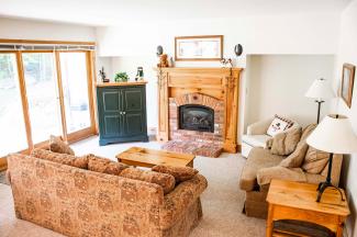 Village Condo 372 AB
